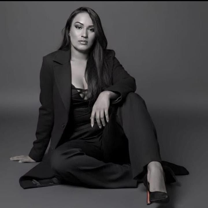 Vanessa Ap.